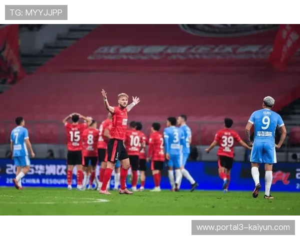 河南队逆转成都蓉城,何超世界波锁定胜局 河南队逆转成都蓉城,何超世界波锁定胜局