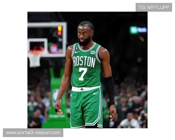 杰伦·布朗谈塔图姆缺阵期间球队领导责任 杰伦·布朗谈塔图姆缺阵期间球队领导责任